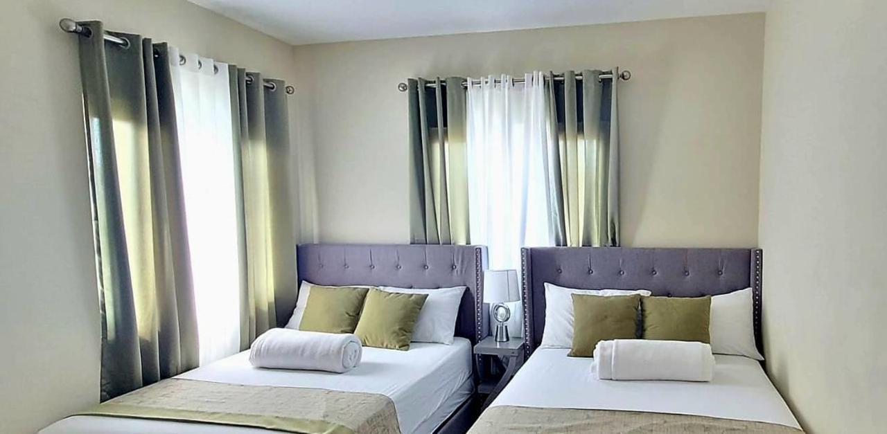 Paradise Oasis At Oceanpointe - Pool And Free Parking Lucea Ngoại thất bức ảnh